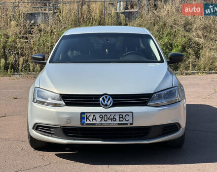 Серый Фольксваген Джетта, объемом двигателя 1.98 л и пробегом 170 тыс. км за 7500 $, фото 1 на Automoto.ua