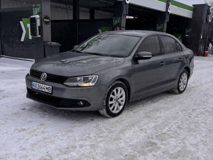 Сірий Фольксваген Джетта, об'ємом двигуна 2.48 л та пробігом 195 тис. км за 9000 $, фото 1 на Automoto.ua