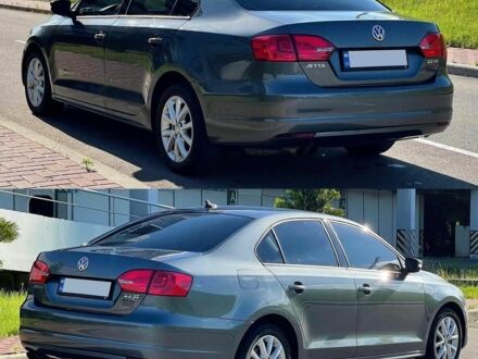 Фольксваген Джетта 2012 у Києві на Automoto.ua Сірий Фольксваген Джетта, об'ємом двигуна 0 л та пробігом 232 тис. км за 9500 $, фото 1 на Automoto.ua