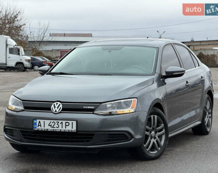 Серый Фольксваген Джетта, объемом двигателя 1.4 л и пробегом 225 тыс. км за 9200 $, фото 1 на Automoto.ua