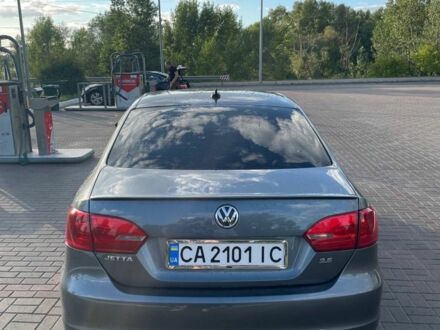 Фольксваген Джетта 2012 у Христиновке на Automoto.ua Сірий Фольксваген Джетта, об'ємом двигуна 2.5 л та пробігом 220 тис. км за 7300 $, фото 1 на Automoto.ua