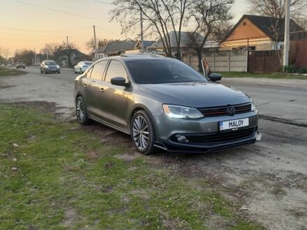 Серый Фольксваген Джетта, объемом двигателя 2.5 л и пробегом 194 тыс. км за 10200 $, фото 1 на Automoto.ua