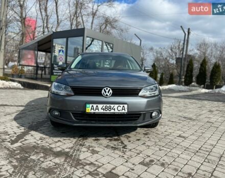 Серый Фольксваген Джетта, объемом двигателя 1.4 л и пробегом 220 тыс. км за 8100 $, фото 1 на Automoto.ua