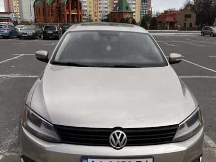 Фольксваген Джетта 2012 в Броварах на Automoto.ua Серый Фольксваген Джетта, объемом двигателя 2.48 л и пробегом 317 тыс. км за 8700 $, фото 1 на Automoto.ua