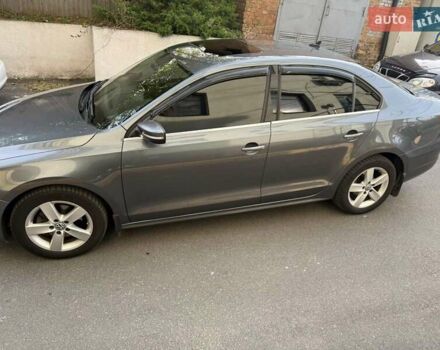 Серый Фольксваген Джетта, объемом двигателя 1.97 л и пробегом 145 тыс. км за 12000 $, фото 1 на Automoto.ua