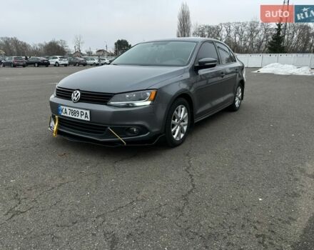 Серый Фольксваген Джетта, объемом двигателя 2.5 л и пробегом 221 тыс. км за 8700 $, фото 1 на Automoto.ua