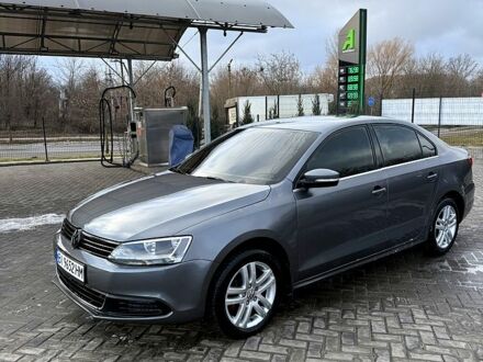 Серый Фольксваген Джетта, объемом двигателя 2.5 л и пробегом 240 тыс. км за 7000 $, фото 1 на Automoto.ua