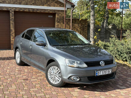 Фольксваген Джетта 2012 в Одессе на Automoto.ua Серый Фольксваген Джетта, объемом двигателя 1.4 л и пробегом 189 тыс. км за 8800 $, фото 1 на Automoto.ua
