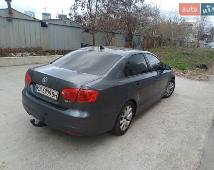 Серый Фольксваген Джетта, объемом двигателя 2.5 л и пробегом 240 тыс. км за 9000 $, фото 1 на Automoto.ua