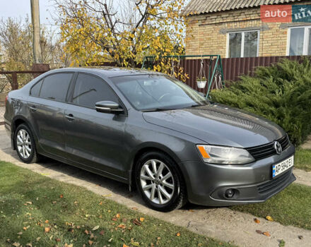 Серый Фольксваген Джетта, объемом двигателя 2.5 л и пробегом 215 тыс. км за 8500 $, фото 1 на Automoto.ua