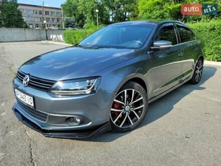 Фольксваген Джетта 2013 в Запорожье на Automoto.ua Серый Фольксваген Джетта, объемом двигателя 2.5 л и пробегом 162 тыс. км за 12300 $, фото 1 на Automoto.ua