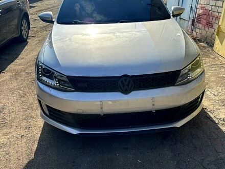 Сірий Фольксваген Джетта, об'ємом двигуна 2 л та пробігом 190 тис. км за 8200 $, фото 1 на Automoto.ua