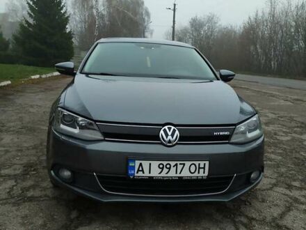 Серый Фольксваген Джетта, объемом двигателя 1.39 л и пробегом 223 тыс. км за 9900 $, фото 1 на Automoto.ua