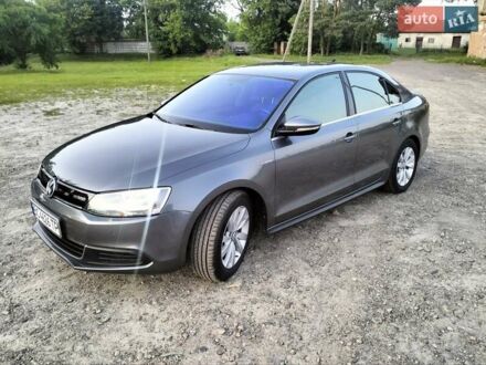 Фольксваген Джетта 2013 у Львові на Automoto.ua Сірий Фольксваген Джетта, об'ємом двигуна 1.39 л та пробігом 203 тис. км за 9200 $, фото 1 на Automoto.ua