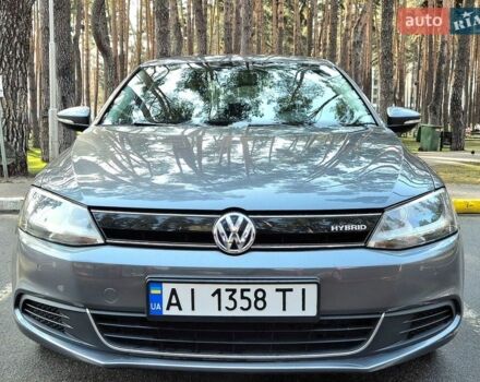 Серый Фольксваген Джетта, объемом двигателя 1.4 л и пробегом 213 тыс. км за 10500 $, фото 1 на Automoto.ua