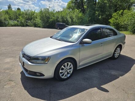 Фольксваген Джетта 2013 у Дніпро (Дніпропетровську) на Automoto.ua Сірий Фольксваген Джетта, об'ємом двигуна 2.5 л та пробігом 100 тис. км за 9000 $, фото 1 на Automoto.ua