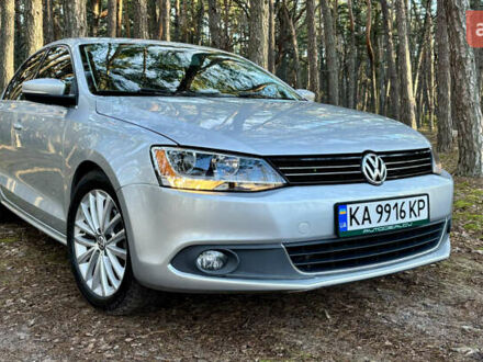 Серый Фольксваген Джетта, объемом двигателя 1.97 л и пробегом 230 тыс. км за 9900 $, фото 1 на Automoto.ua