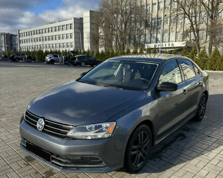 Серый Фольксваген Джетта, объемом двигателя 2 л и пробегом 234 тыс. км за 9900 $, фото 1 на Automoto.ua