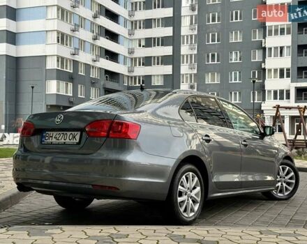 Серый Фольксваген Джетта, объемом двигателя 1.8 л и пробегом 207 тыс. км за 7999 $, фото 1 на Automoto.ua
