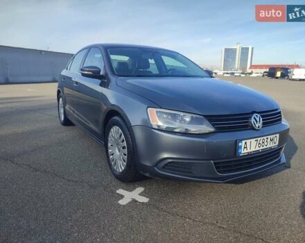 Серый Фольксваген Джетта, объемом двигателя 1.8 л и пробегом 165 тыс. км за 7700 $, фото 1 на Automoto.ua