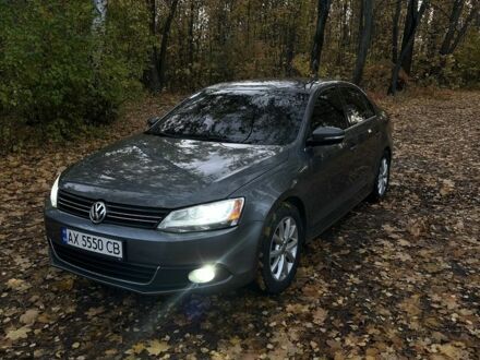 Серый Фольксваген Джетта, объемом двигателя 1.8 л и пробегом 170 тыс. км за 7750 $, фото 1 на Automoto.ua