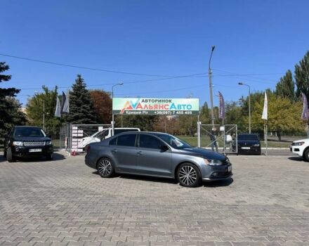 Серый Фольксваген Джетта, объемом двигателя 1.8 л и пробегом 66 тыс. км за 11400 $, фото 1 на Automoto.ua