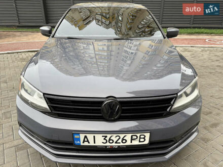 Сірий Фольксваген Джетта, об'ємом двигуна 1.8 л та пробігом 123 тис. км за 10000 $, фото 1 на Automoto.ua