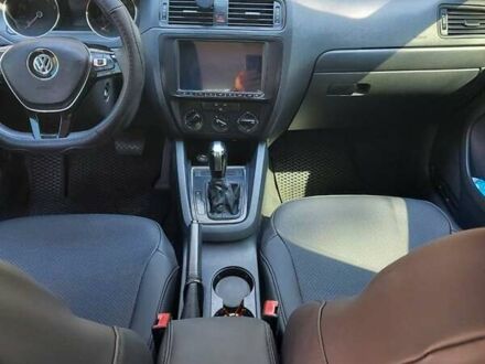 Серый Фольксваген Джетта, объемом двигателя 2 л и пробегом 197 тыс. км за 10500 $, фото 1 на Automoto.ua