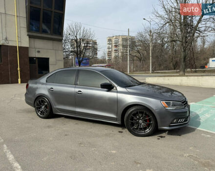 Серый Фольксваген Джетта, объемом двигателя 1.8 л и пробегом 108 тыс. км за 12999 $, фото 1 на Automoto.ua