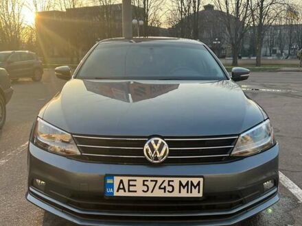 Серый Фольксваген Джетта, объемом двигателя 1.8 л и пробегом 148 тыс. км за 10500 $, фото 1 на Automoto.ua