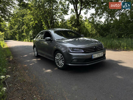 Фольксваген Джетта 2015 в Белой Церкве на Automoto.ua Серый Фольксваген Джетта, объемом двигателя 1.8 л и пробегом 224 тыс. км за 9300 $, фото 1 на Automoto.ua