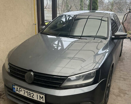 Серый Фольксваген Джетта, объемом двигателя 1.8 л и пробегом 230 тыс. км за 9700 $, фото 1 на Automoto.ua