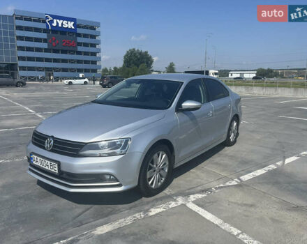 Сірий Фольксваген Джетта, об'ємом двигуна 1.6 л та пробігом 130 тис. км за 14999 $, фото 1 на Automoto.ua