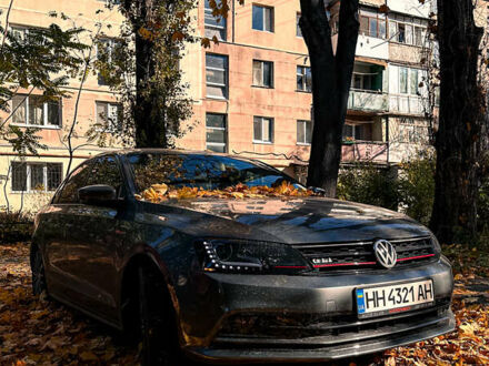 Серый Фольксваген Джетта, объемом двигателя 1.8 л и пробегом 119 тыс. км за 12000 $, фото 1 на Automoto.ua