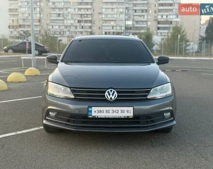 Сірий Фольксваген Джетта, об'ємом двигуна 1.8 л та пробігом 270 тис. км за 11000 $, фото 1 на Automoto.ua