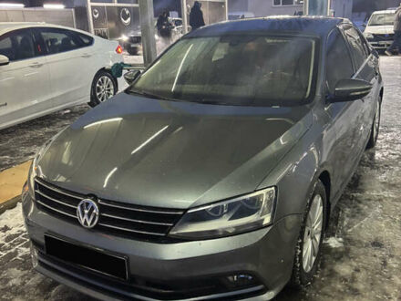 Сірий Фольксваген Джетта, об'ємом двигуна 1.6 л та пробігом 186 тис. км за 10000 $, фото 1 на Automoto.ua