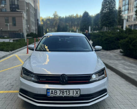 Фольксваген Джетта 2016 в Ирпене на Automoto.ua Серый Фольксваген Джетта, объемом двигателя 1.4 л и пробегом 193 тыс. км за 10000 $, фото 1 на Automoto.ua