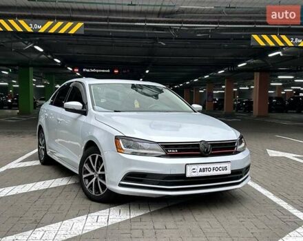 Сірий Фольксваген Джетта, об'ємом двигуна 1.4 л та пробігом 194 тис. км за 10990 $, фото 1 на Automoto.ua