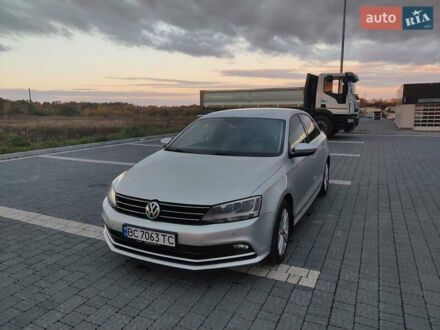 Фольксваген Джетта 2016 в Львове на Automoto.ua Серый Фольксваген Джетта, объемом двигателя 1.6 л и пробегом 144 тыс. км за 13000 $, фото 1 на Automoto.ua