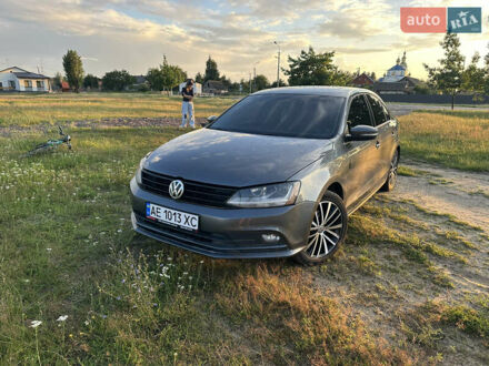 Серый Фольксваген Джетта, объемом двигателя 1.39 л и пробегом 149 тыс. км за 10500 $, фото 1 на Automoto.ua