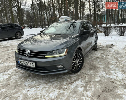 Серый Фольксваген Джетта, объемом двигателя 1.8 л и пробегом 162 тыс. км за 13500 $, фото 1 на Automoto.ua