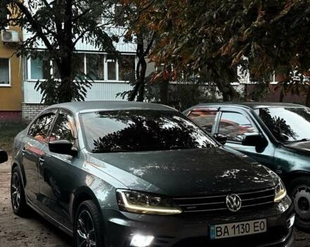 Фольксваген Джетта 2017 в Кременчуге на Automoto.ua Серый Фольксваген Джетта, объемом двигателя 1.4 л и пробегом 92 тыс. км за 13100 $, фото 1 на Automoto.ua