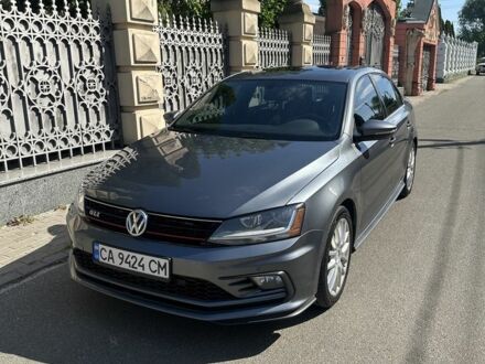 Фольксваген Джетта 2017 в Чубинське на Automoto.ua Серый Фольксваген Джетта, объемом двигателя 2 л и пробегом 110 тыс. км за 15500 $, фото 1 на Automoto.ua