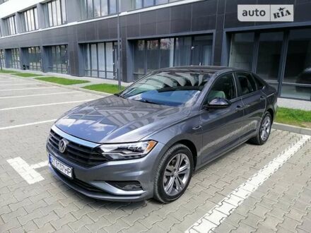 Фольксваген Джетта 2018 в Ивано-Франковске на Automoto.ua Серый Фольксваген Джетта, объемом двигателя 1.4 л и пробегом 31 тыс. км за 19300 $, фото 1 на Automoto.ua