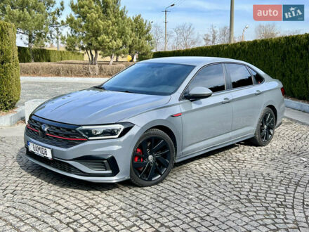 Фольксваген Джетта 2019 в Днепре (Днепропетровске) на Automoto.ua Серый Фольксваген Джетта, объемом двигателя 1.98 л и пробегом 67 тыс. км за 18950 $, фото 1 на Automoto.ua