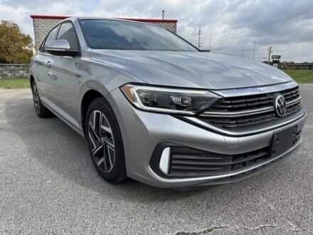 Серый Фольксваген Джетта, объемом двигателя 1.5 л и пробегом 27 тыс. км за 10900 $, фото 1 на Automoto.ua