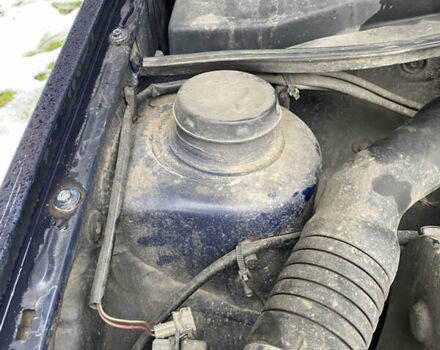 Синий Фольксваген Джетта, объемом двигателя 1.78 л и пробегом 352 тыс. км за 900 $, фото 11 на Automoto.ua