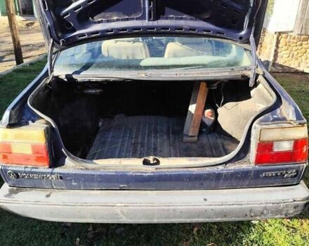 Синий Фольксваген Джетта, объемом двигателя 1.6 л и пробегом 130 тыс. км за 550 $, фото 10 на Automoto.ua