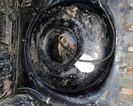 Синий Фольксваген Джетта, объемом двигателя 1.8 л и пробегом 300 тыс. км за 1000 $, фото 19 на Automoto.ua