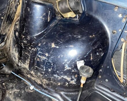 Синий Фольксваген Джетта, объемом двигателя 1.8 л и пробегом 300 тыс. км за 1000 $, фото 21 на Automoto.ua